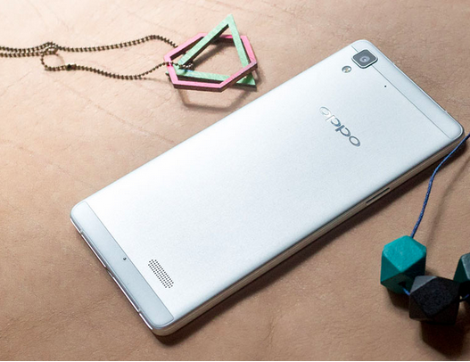 Cận cảnh smartphone tầm trung Oppo R7 Lite giá 6,99 triệu đồng | Báo Dân trí